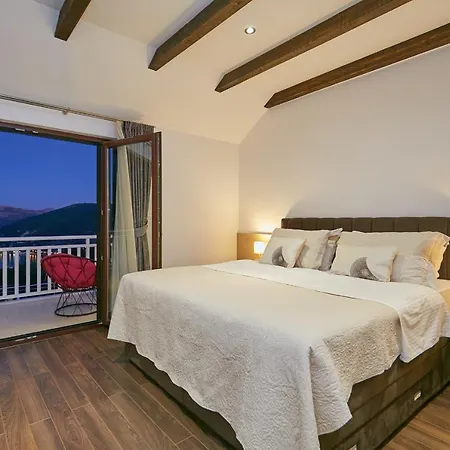 Hedera Estate, Hedera Xiv Dubrovník